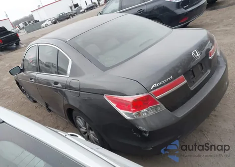 2011 Honda Accord 2.4 Ex из США, поврежденный, VIN 1HGCP2F74BA047748